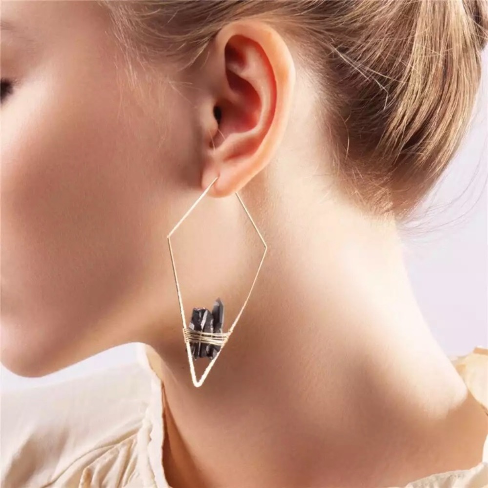 Geometric Quartz Crystal Wired Hoop Boho Earring - Picture 11 of 16